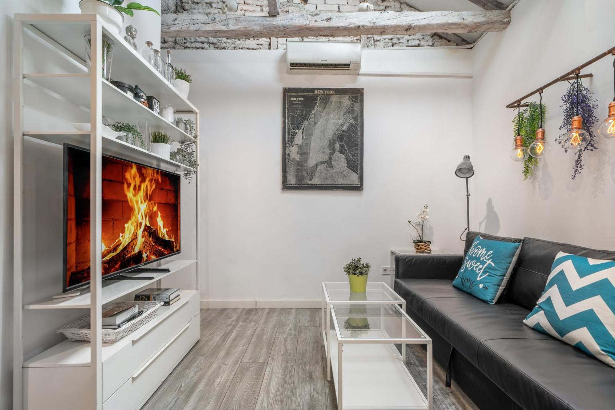 Appartement Attic 3bedrms-2baths In Heart Of Malasana
