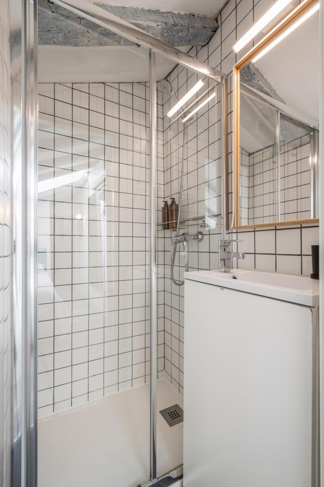 Attic 3bedrms-2baths In Heart Of Malasana Appartement Madrid