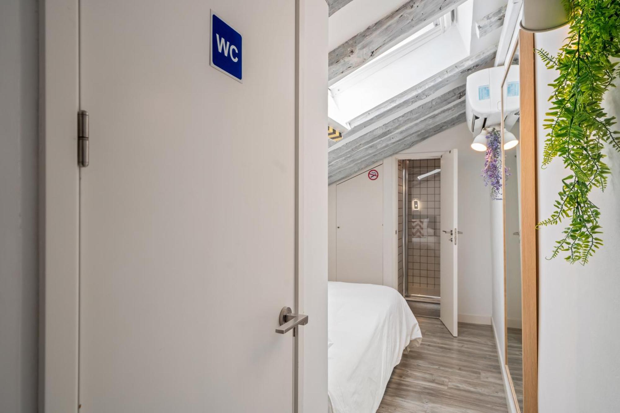 Attic 3bedrms-2baths In Heart Of Malasana Appartement *